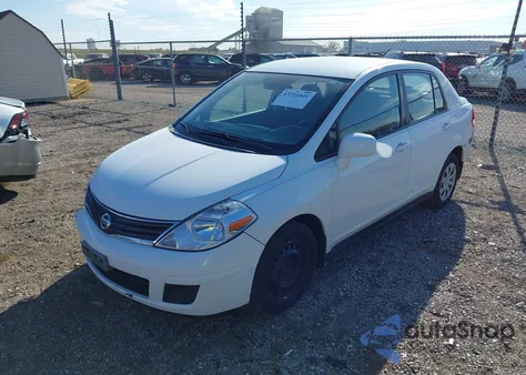 2010 Nissan Versa 1.8S z USA, uszkodzony, nr VIN 3N1BC1AP7AL452505